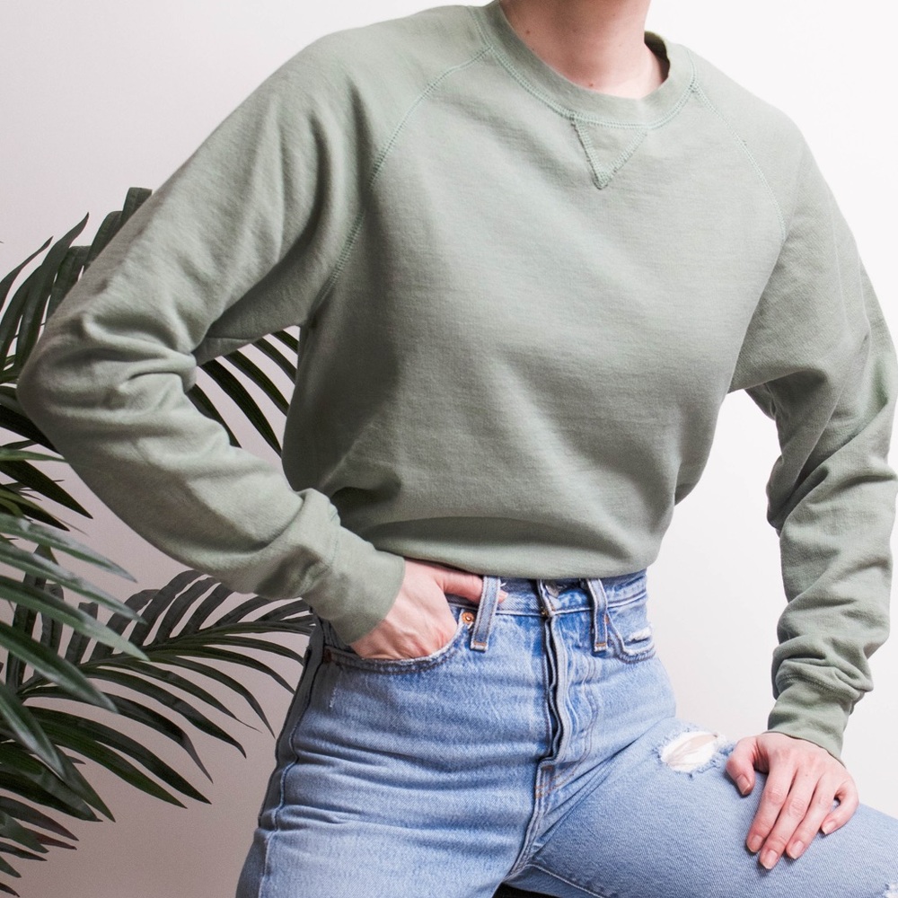 LAST ONE! Brandy Melville Erica crewneck sweater - Picture 2 of 8